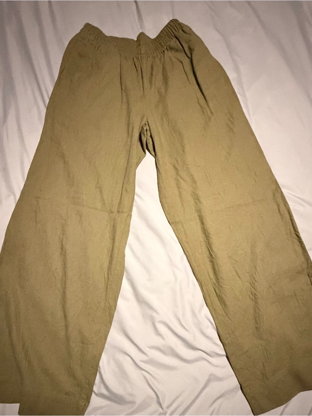 Old Navy Wide-Leg Elastic-Waist Pants in Olive Green